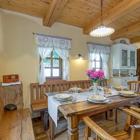 Oldhouse Knezovo With Private Garden - Happy Sromlje