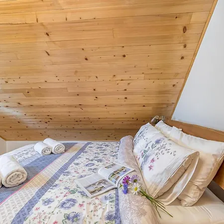 Oldhouse Knezovo With Private Garden - Happy Sromlje