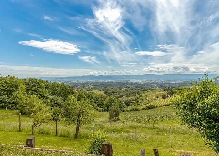 Old House Knezovo With Lovely View - Happy Sromlje