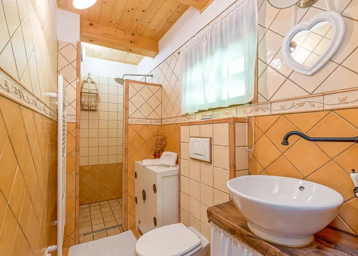 Apartmán Old House Knezovo With Lovely View - Happy Sromlje